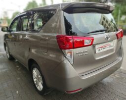 Toyota Innova Crysta 2.4 Z full