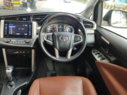 Toyota Innova Crysta 2.4 Z full