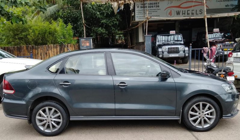 Volkswagen Vento 1.6 MPI HIGHLINE full