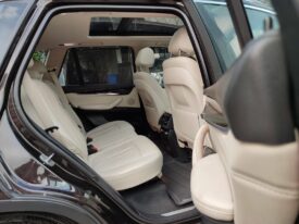 BMW X5 X Drive 30D  EX AT 7STR