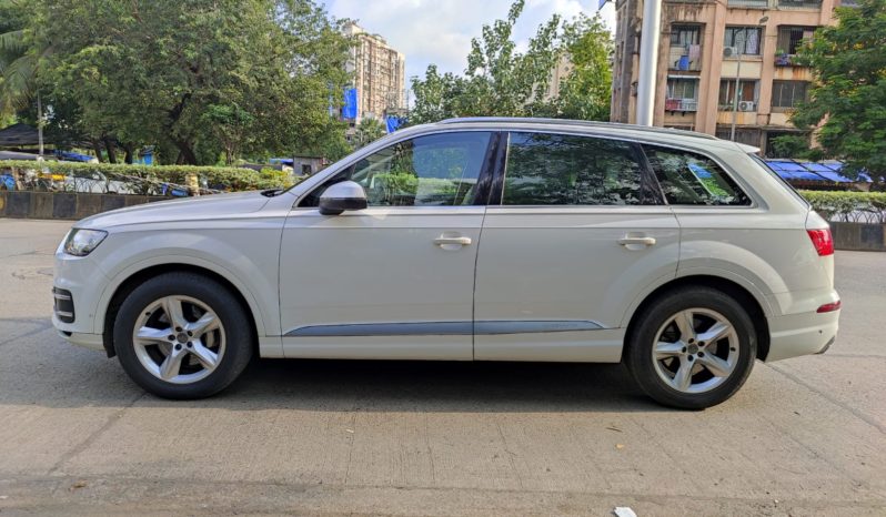 AUDI Q7 45 TDI Quattro Technology full