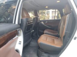 Toyota Innova Crysta 2.8 Z full