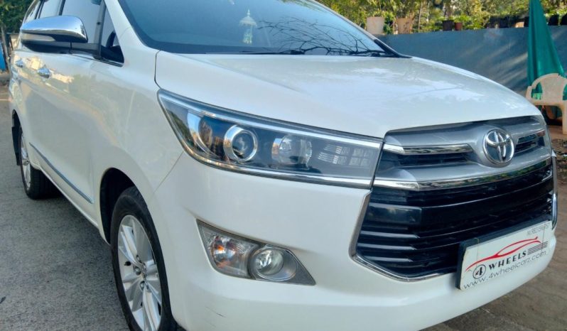 Toyota Innova Crysta 2.8 Z full