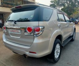 Toyota Fortuner 3.0 2WD full