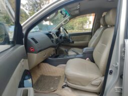 Toyota Fortuner 3.0 2WD full