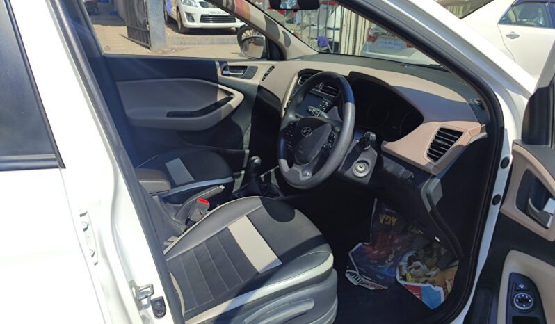 Hyundai i20 Asta full