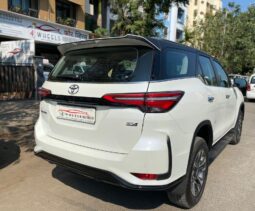 Toyota Fortuner Sigma 4×4 LEGENDER full