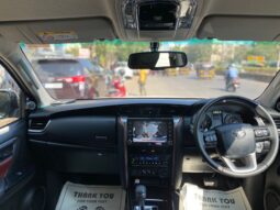 Toyota Fortuner Sigma 4×4 LEGENDER full