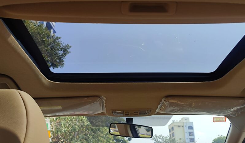 Honda City 1.5 VX MT IVTEC Sunroof full