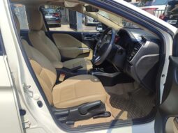 Honda City 1.5 VX MT IVTEC Sunroof full