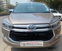 Toyota Innova Crysta 2.4 Z full