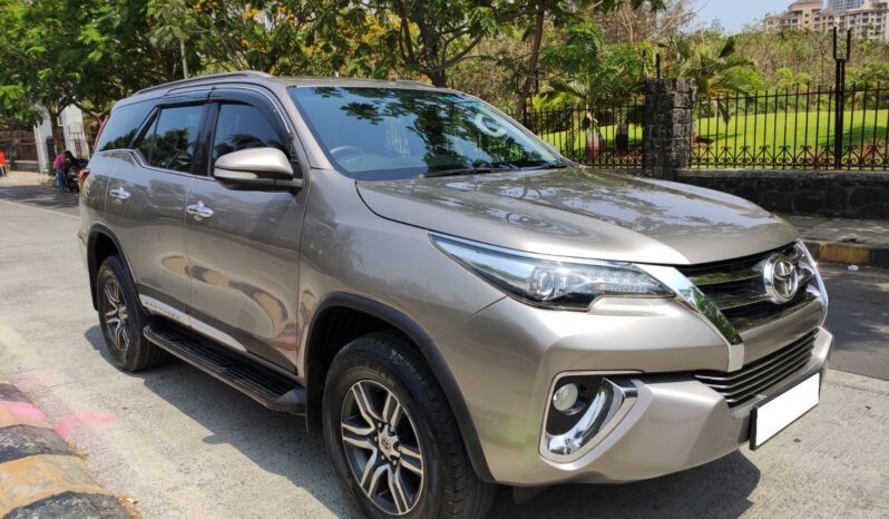 Toyota Fortuner 4×2 full