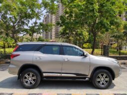 Toyota Fortuner 4×2 full