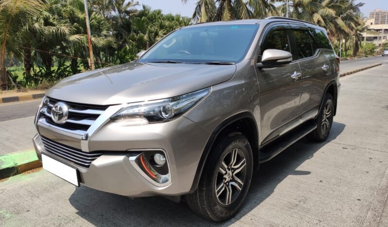 Toyota Fortuner 4×2 full