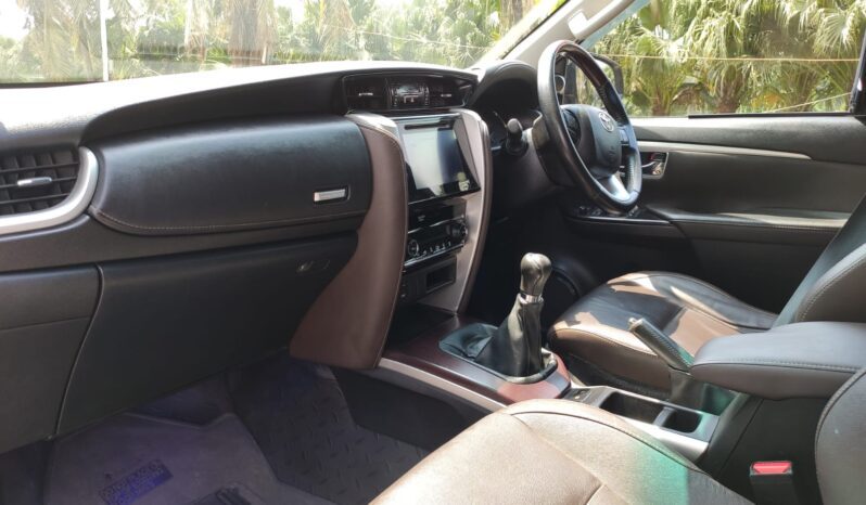 Toyota Fortuner 4×2 full