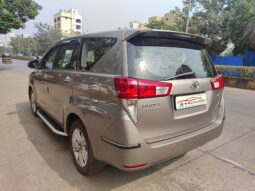 Toyota Innova Crysta 2.8 Z full