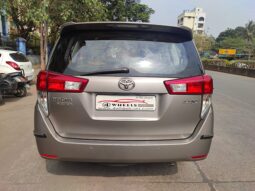 Toyota Innova Crysta 2.8 Z full