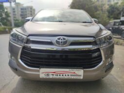 Toyota Innova Crysta 2.8 Z full