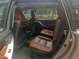 Toyota Innova Crysta 2.8 Z full