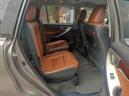 Toyota Innova Crysta 2.8 Z full