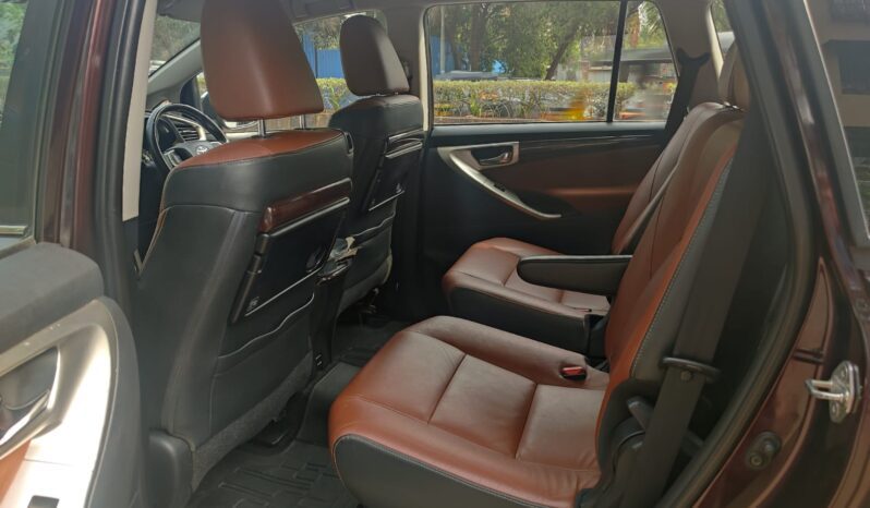 Toyota Innova Crysta 2.8 Z 7STR full