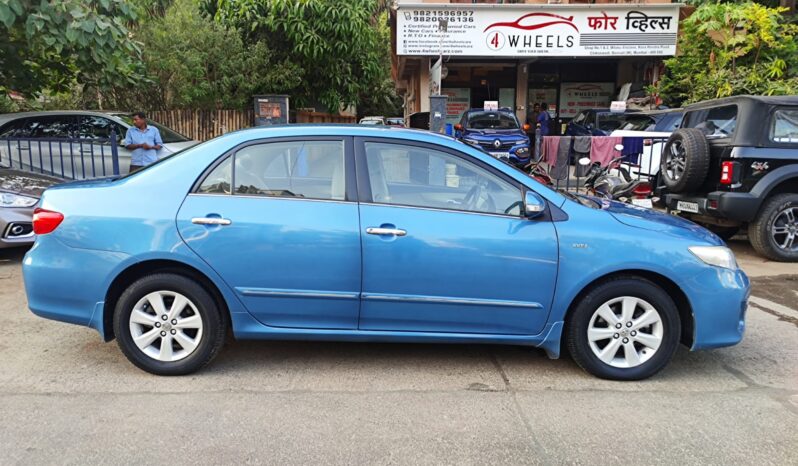 Toyota Corolla Altis 1.8 G full