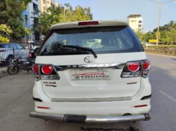 Toyota Fortuner3.0 L 4WD full