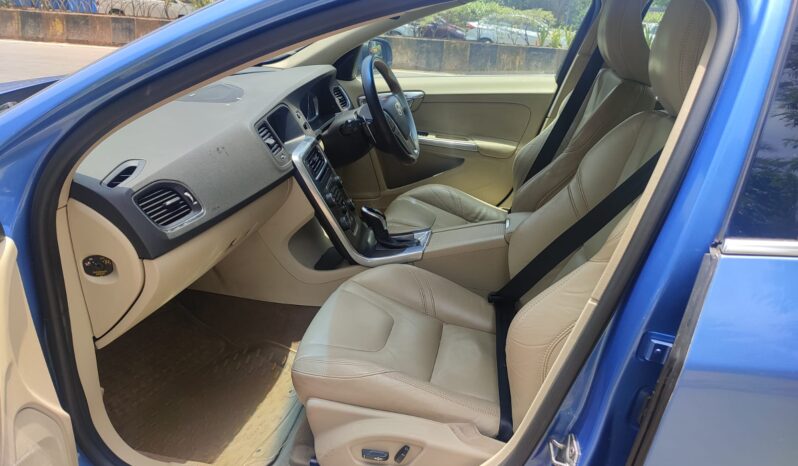 Volvo S60 D5 full