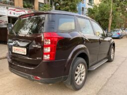 Mahindra XUV 500 W10 FWD full