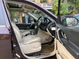 Mahindra XUV 500 W10 FWD full