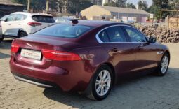 Jaguar XE 2.0 L Prestige full