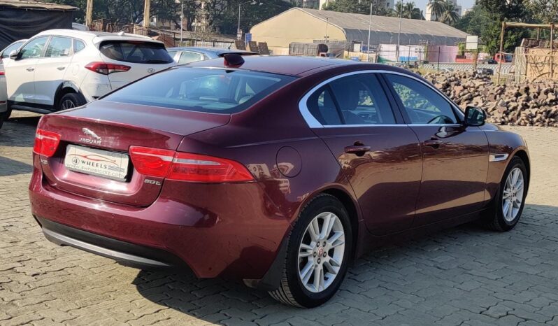 Jaguar XE 2.0 L Prestige full