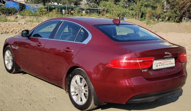 Jaguar XE 2.0 L Prestige full