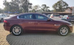 Jaguar XE 2.0 L Prestige full