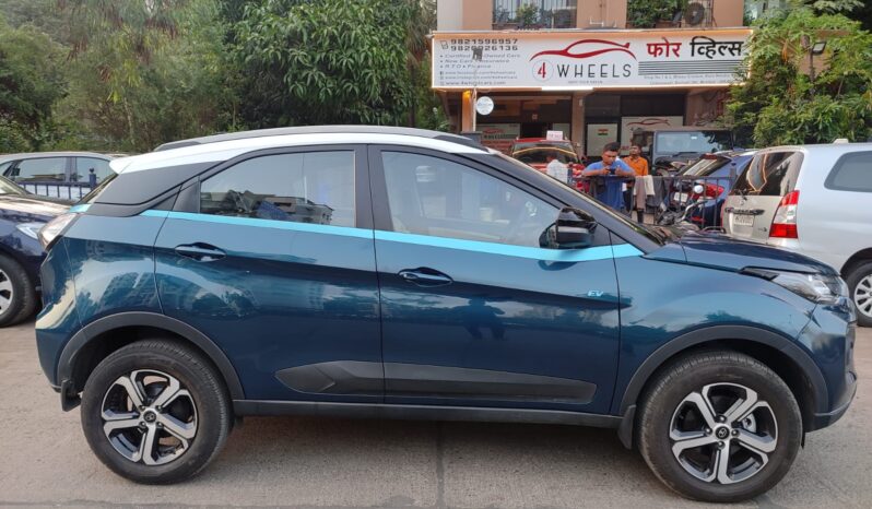 Tata Nexon EV XZ+ Luxury with Sunroof full