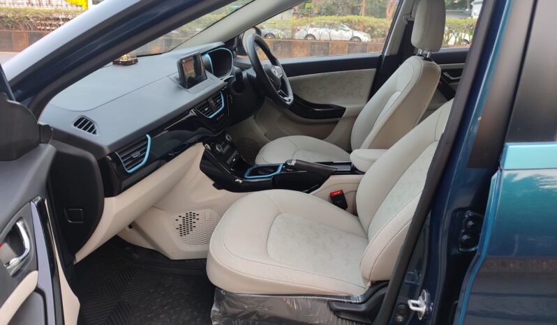 Tata Nexon EV XZ+ Luxury with Sunroof full