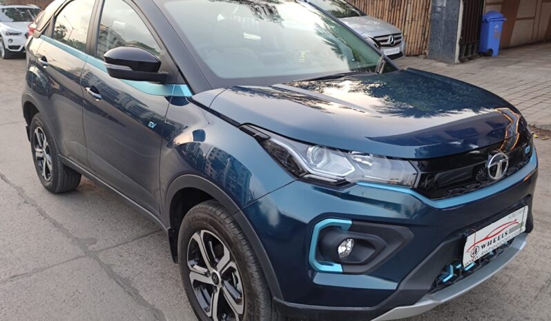 Tata Nexon EV XZ+ Luxury with Sunroof full