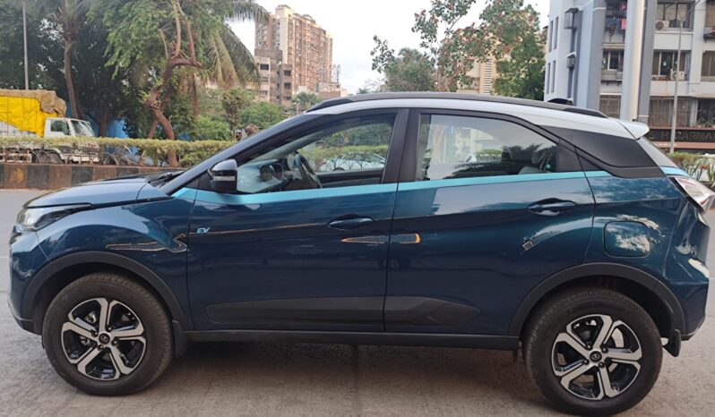 Tata Nexon EV XZ+ Luxury with Sunroof full