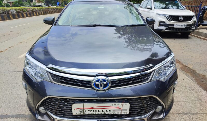 Toyota Camry 2.5 Hybrid full