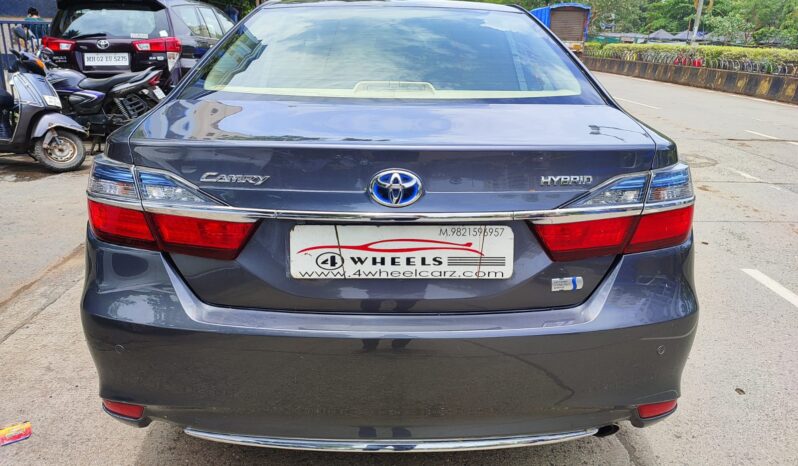 Toyota Camry 2.5 Hybrid full