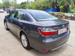 Toyota Camry 2.5 Hybrid full