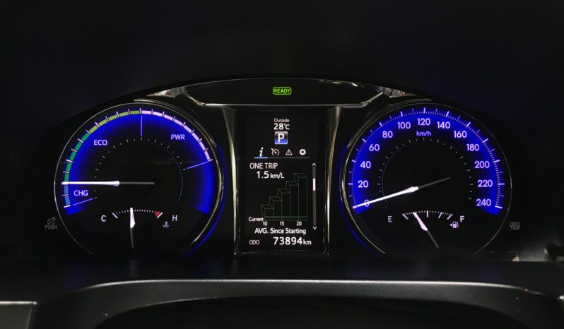 Toyota Camry 2.5 Hybrid full