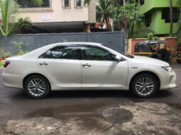 Toyota Camry 2.5 Hybrid full