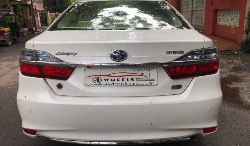 Toyota Camry 2.5 Hybrid full