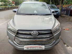 Toyota Innova Crysta 2.4 G 7STR