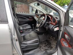 Toyota Innova Crysta 2.4 G 7STR full