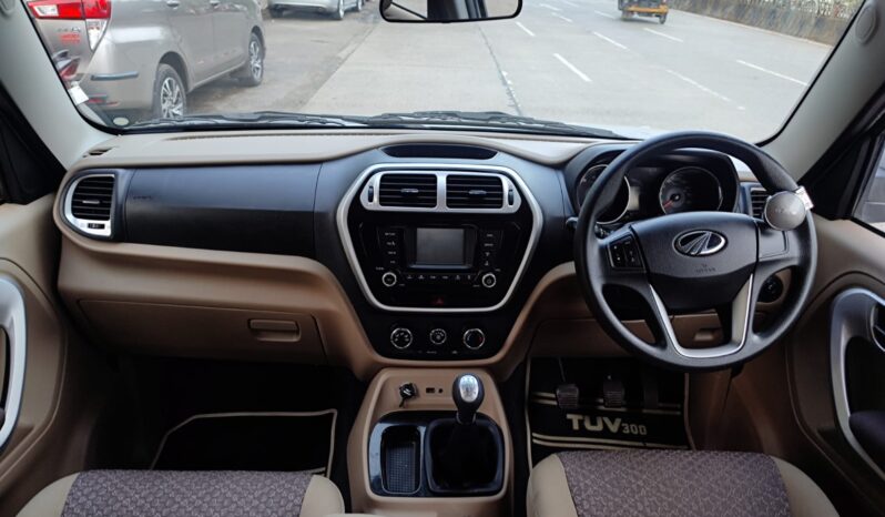 Mahindra TUV 300 MHAWK100 T8 full