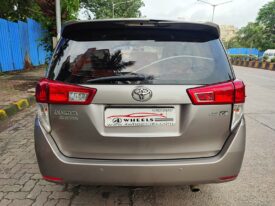 Toyota Innova Crysta 2.8 Z 7STR AT