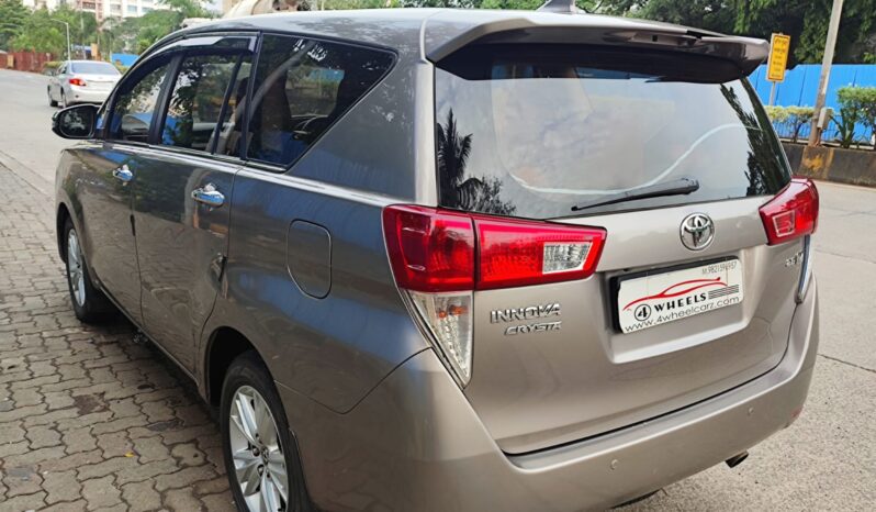 Toyota Innova Crysta 2.8 Z 7STR AT full