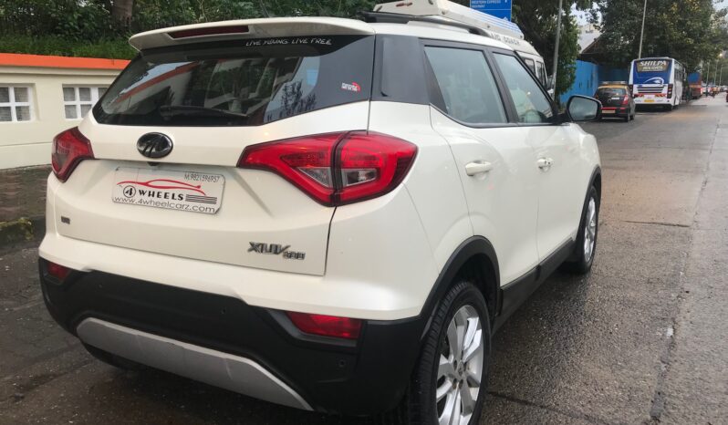 Mahindra XUV300 W8 full